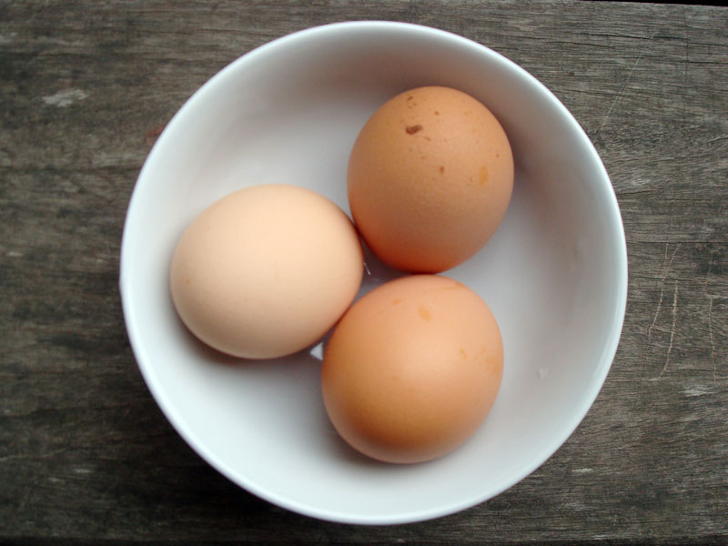 ゆで卵を3個